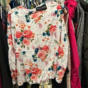 Milk snob like new Nursing cover and carseat cover